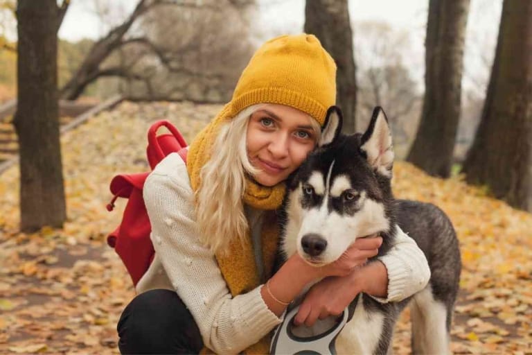 Do Siberian Huskies Like To Cuddle?